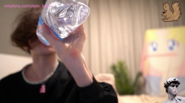 Platon_  03-09-2021 video Flash feet